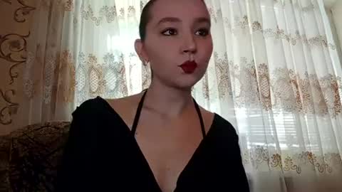 Isabel online show from 07.15.26