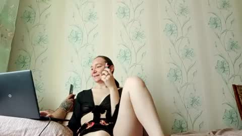Isabel online show from 07.18.26