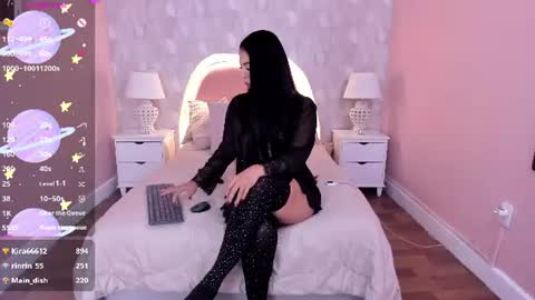 isabella__milf online show from 06.10.26