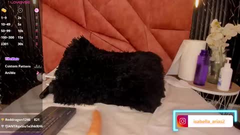 Snapshot of isabella_arias1 chatting on 02.28.25 Isabella Arias online show from 02.28.25