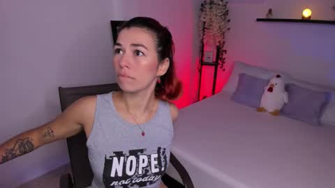 Snapshot of isabella_boyer chatting on 09.24.25 isabella online show from 09.24.25