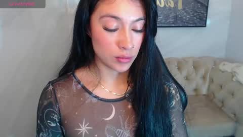 Snapshot of isabella_collen_v chatting on 06.05.26 Hi Stream 800am to 200pm online show from 06.05.26