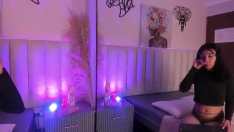 isabella_crofts online show from 11.08.25