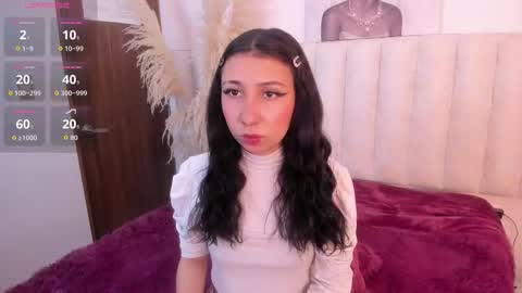isabella_crofts online show from 03.20.26