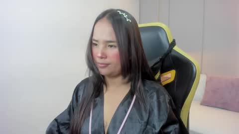 Isabel florez online show from 05.05.26