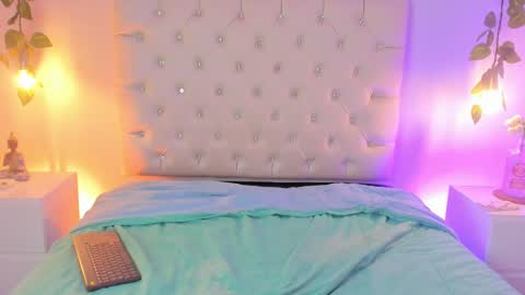   online show from 09.16.25