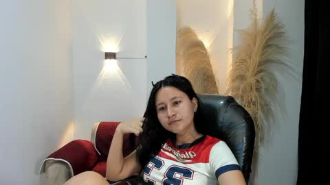 Isabella online show from 05.06.26