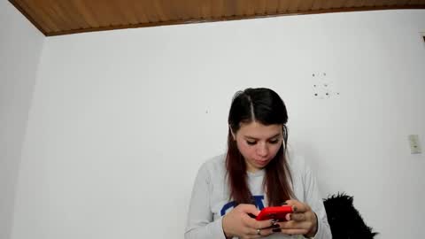 isabella_jaramillo online show from 11.13.25