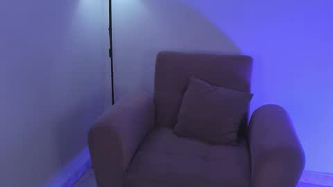 ISABELLA online show from 10.25.25