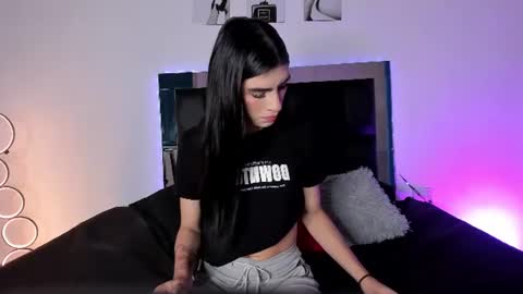 Isabella Moon9 online show from 07.09.26