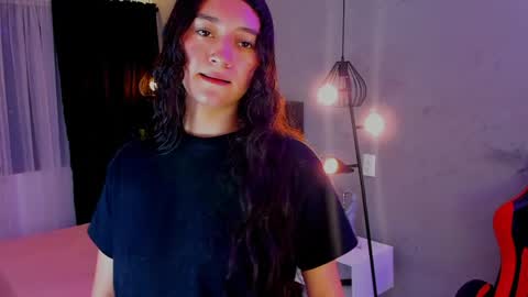 Isabella Nowa online show from 03.30.26
