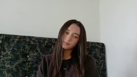 Isabella Nowa online show from 06.25.26
