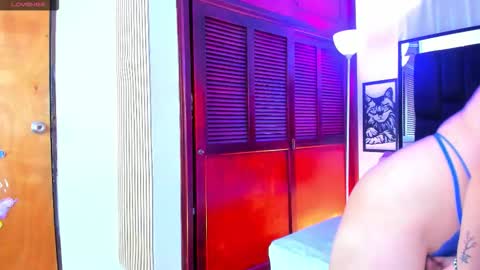 Snapshot of isabella_queen8 chatting on 02.10.26 Isabella Your Queen online show from 02.10.26