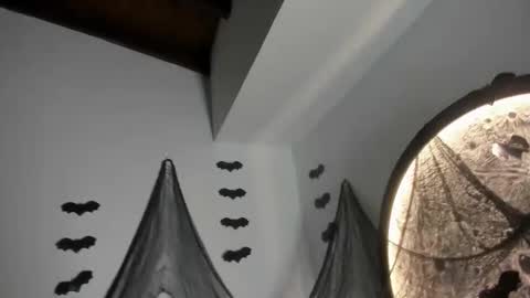 isabella_rosssi1 online show from 10.26.25