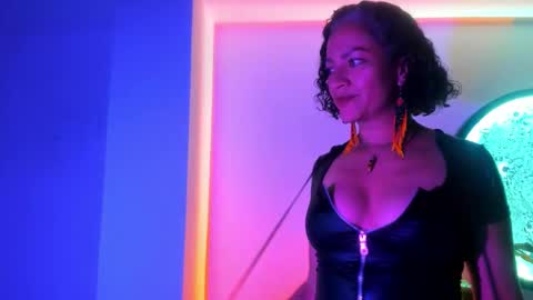 isabella_rosssi1 online show from 11.26.25