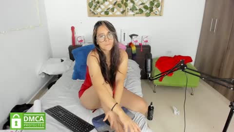 Isabella online show from 01.25.25