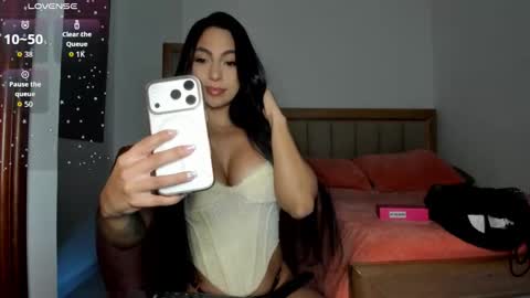 Snapshot of isabellabeker_ chatting on 03.01.26 ISABEL online show from 03.01.26