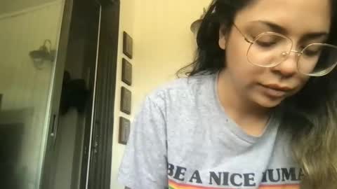 Snapshot of isabellaelizabeth chatting on 03.23.26 isabellaelizabeth online show from 03.23.26