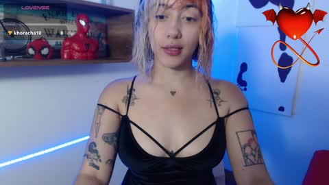 Snapshot of isabellakoff chatting on 02.08.25 Tati - online show from 02.08.25