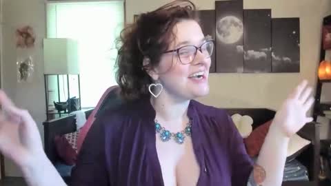 isabellamariedarcy online show from 05.05.26