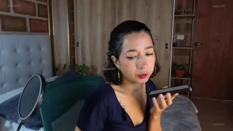 Isabela Paz online show from 04.14.26