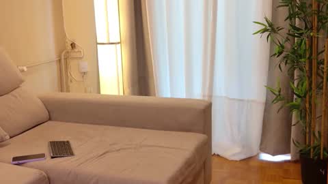 Snapshot of isabellauribe chatting on 09.18.25 isabellauribe online show from 09.18.25