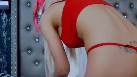 Snapshot of isabelleethan chatting on 02.24.25 IsabelleEthan online show from 02.24.25