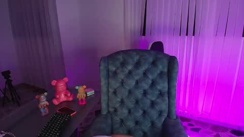 Isa online show from 01.05.25