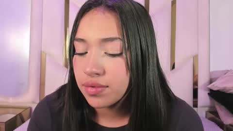 isabellrodriguez18 online show from 03.25.26