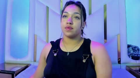 isabellrodriguez18 online show from 04.17.26