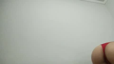 isabelly08ty online show from 10.15.25