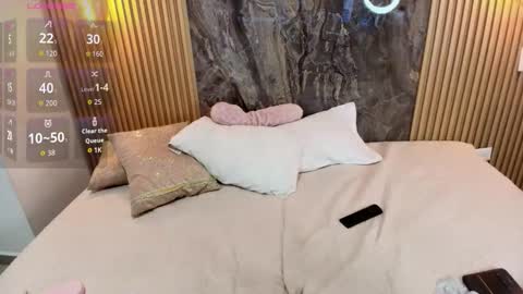 Snapshot of isadora_14 chatting on 10.11.25 ISADORA online show from 10.11.25