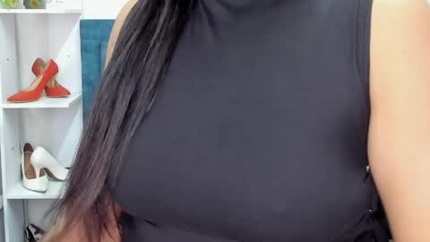 Isabel online show from 05.23.26