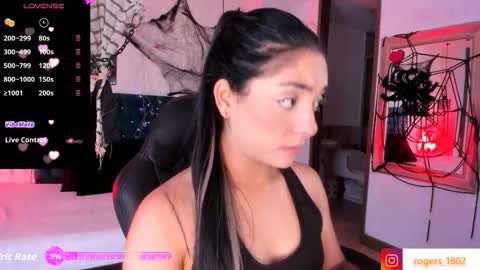 Snapshot of isarogers_dl chatting on 10.26.25 isabel online show from 10.26.25