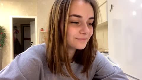 Snapshot of isauratorkelson chatting on 12.19.25 Issa online show from 12.19.25