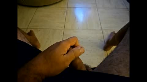 Snapshot of iscrewinutibolt chatting on 11.28.25 Carlos online show from 11.28.25