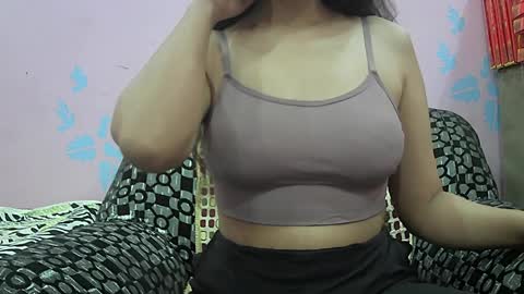 ishika_singh_ online show from 04.01.26