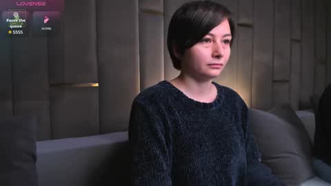 Snapshot of ishtardivine chatting on 11.23.25 Ishtar online show from 11.23.25