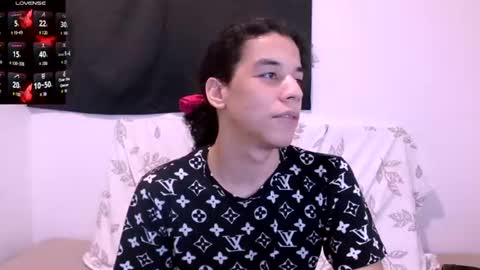 Snapshot of isidroglasc chatting on 07.19.26 Isidro online show from 07.19.26