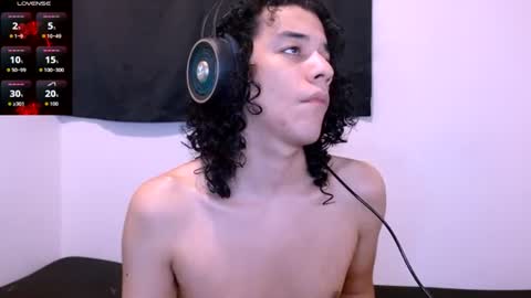 Snapshot of isidroglasc chatting on 07.21.26 Isidro online show from 07.21.26