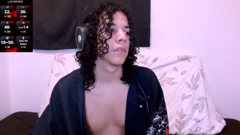 Snapshot of isidroglasc chatting on 07.23.26 Isidro online show from 07.23.26