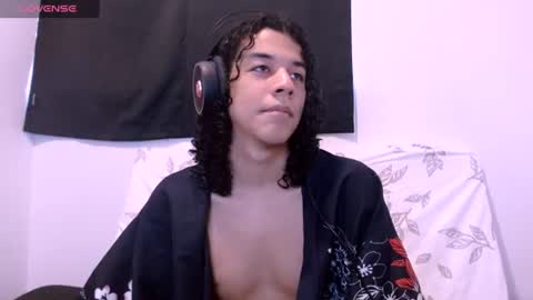 Snapshot of isidroglasc chatting on 07.29.26 Isidro online show from 07.29.26