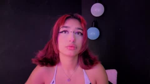 Isisjones18 online show from 09.22.25