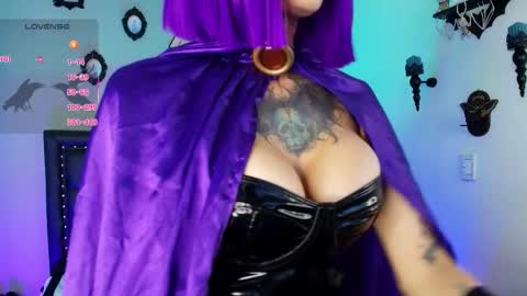 Isis Raichu online show from 01.06.26