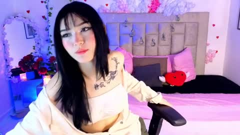 Isla Rosee18 online show from 04.16.26