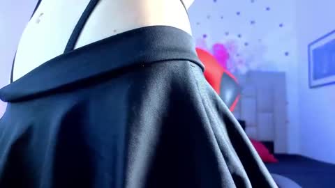 Isla Rosee18 online show from 04.28.26