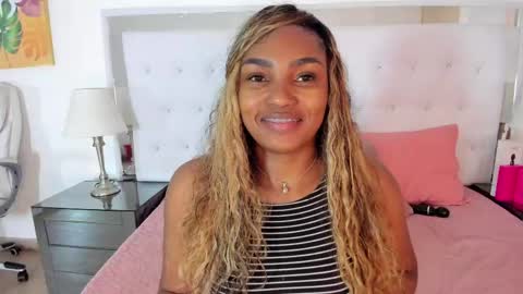 Vanessa online show from 05.12.26