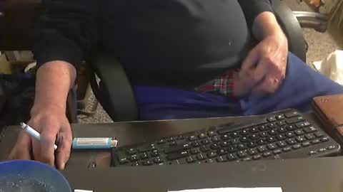 Snapshot of islandduke chatting on 12.06.24 Duke online show from 12.06.24