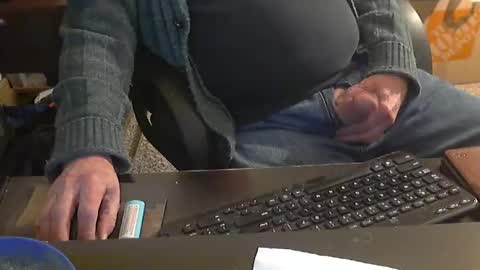 Snapshot of islandduke chatting on 12.06.24 Duke online show from 12.06.24