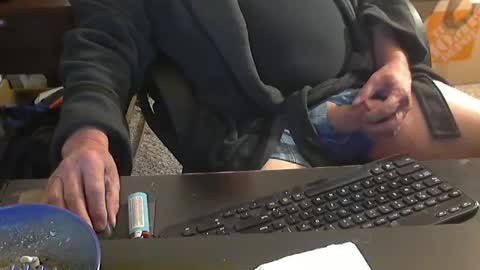 Snapshot of islandduke chatting on 12.07.24 Duke online show from 12.07.24